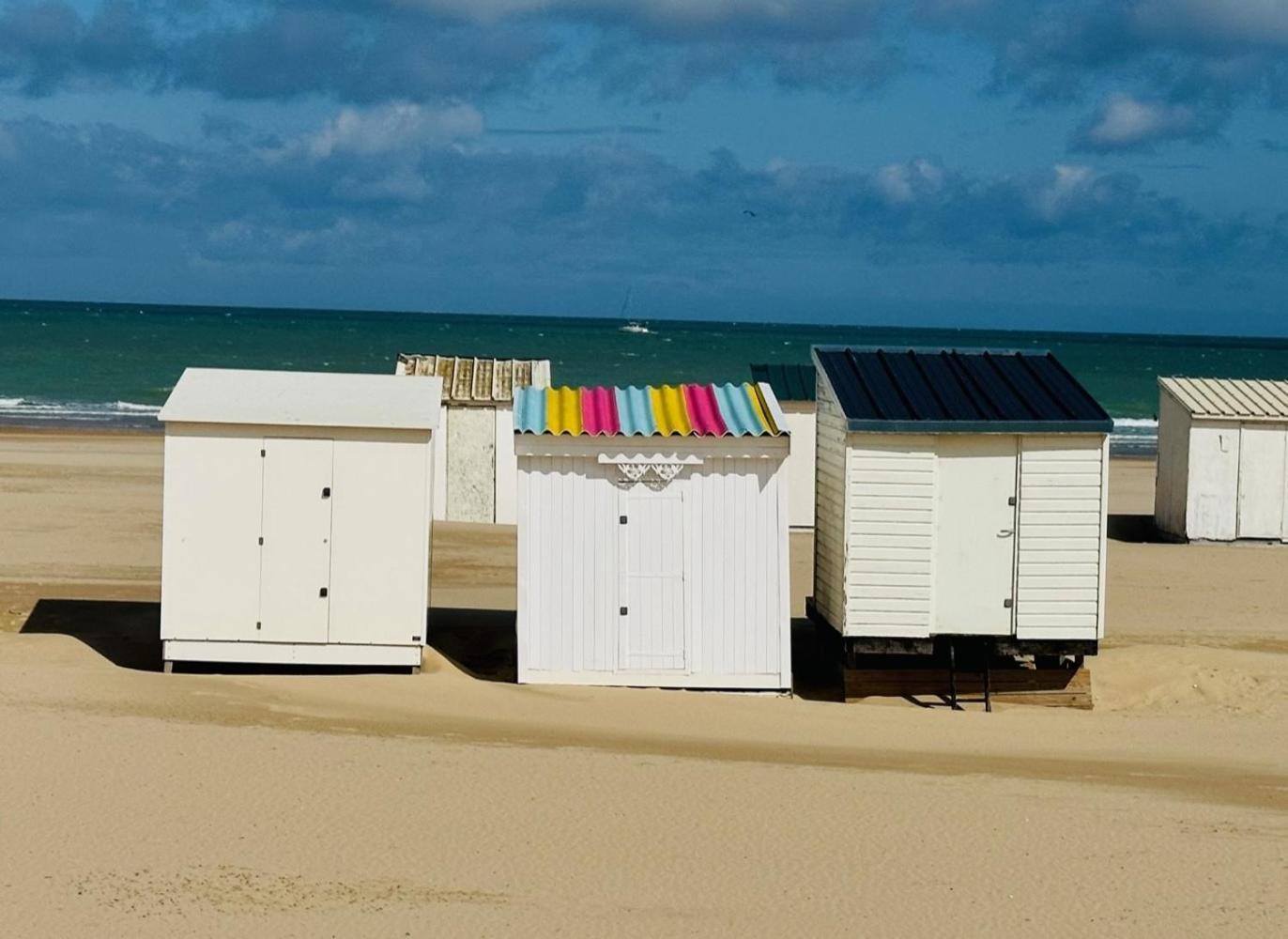 Appartement Vue Mer Calais Bagian luar foto